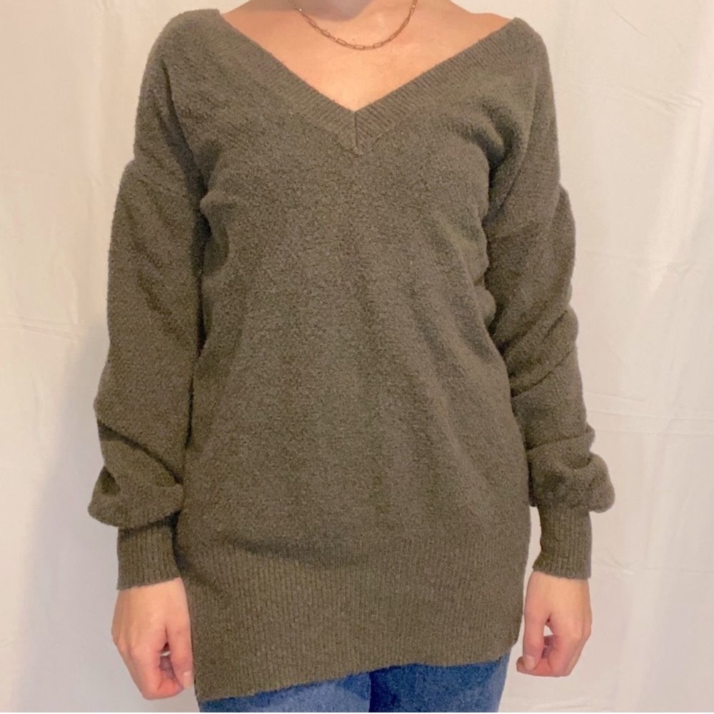 Olive slouchy oversized neck sweater. Size xs.